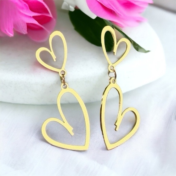 Gold Heart Double Love Earrings Dangle Drop Cutout Hearts Nwt - Picture 1 of 6